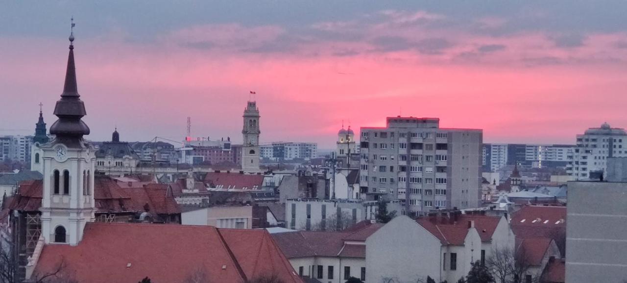 Over The City Oradea Exterior photo