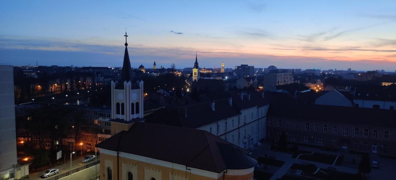 Over The City Oradea Exterior photo